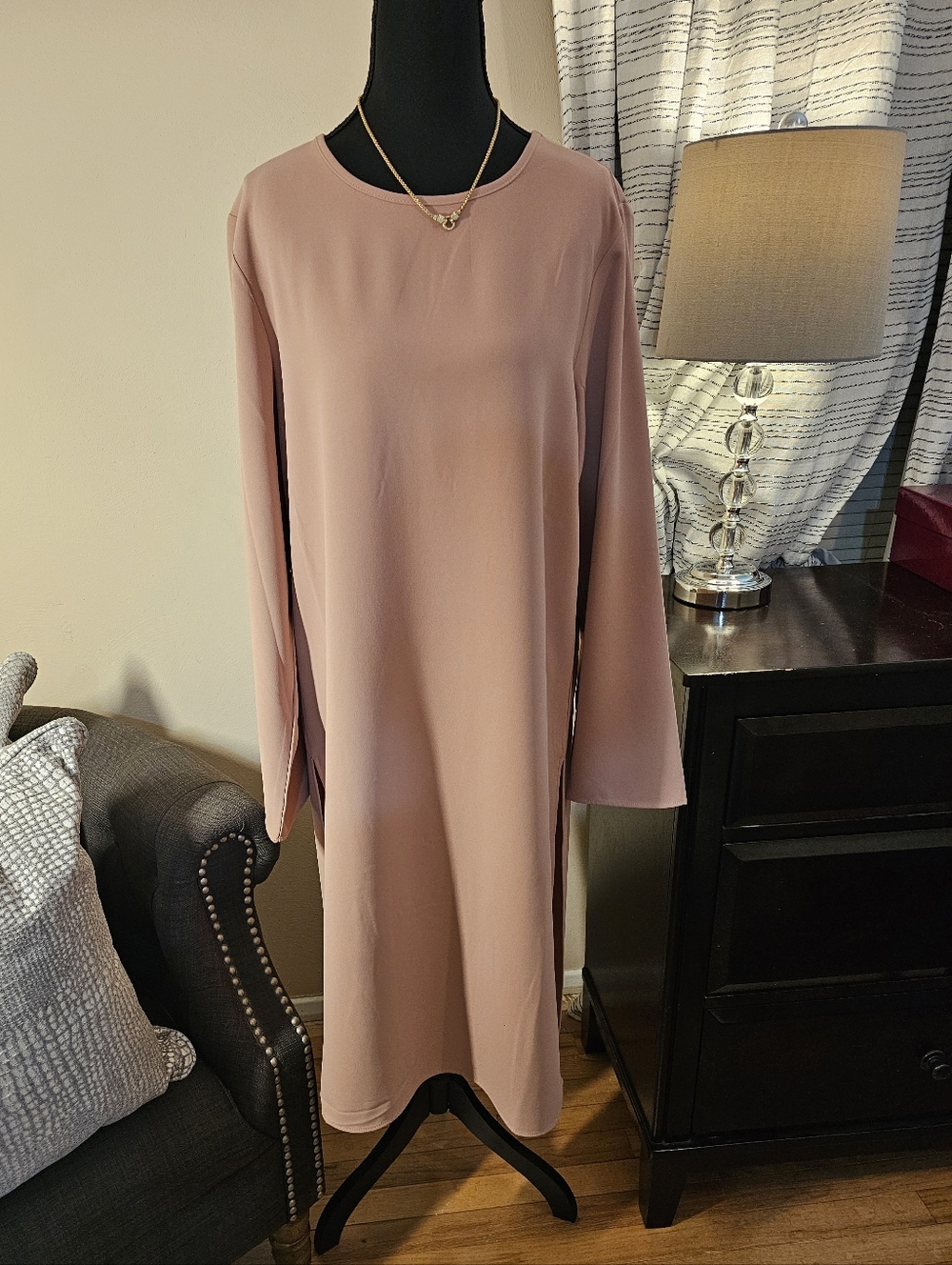 Veiled Collection Women's Dusty Rose Shirt - Minimal Long Sleeve